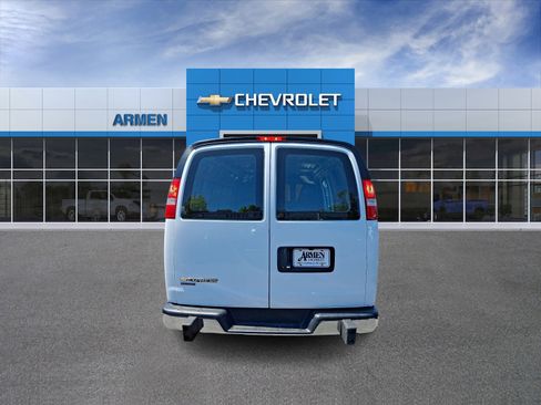 Certified 2024 Chevrolet Express 2500 w/ Driver Convenience Package RWD image 6