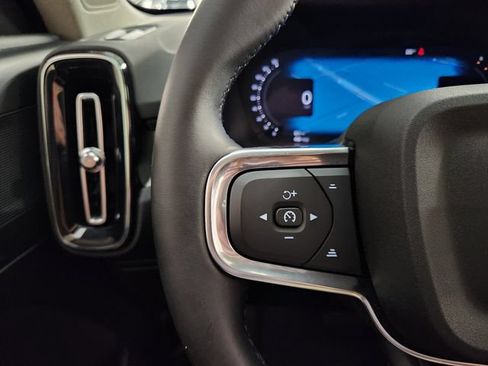 Certified 2026 Volvo XC40 B5 Plus AWD/4WD image 26
