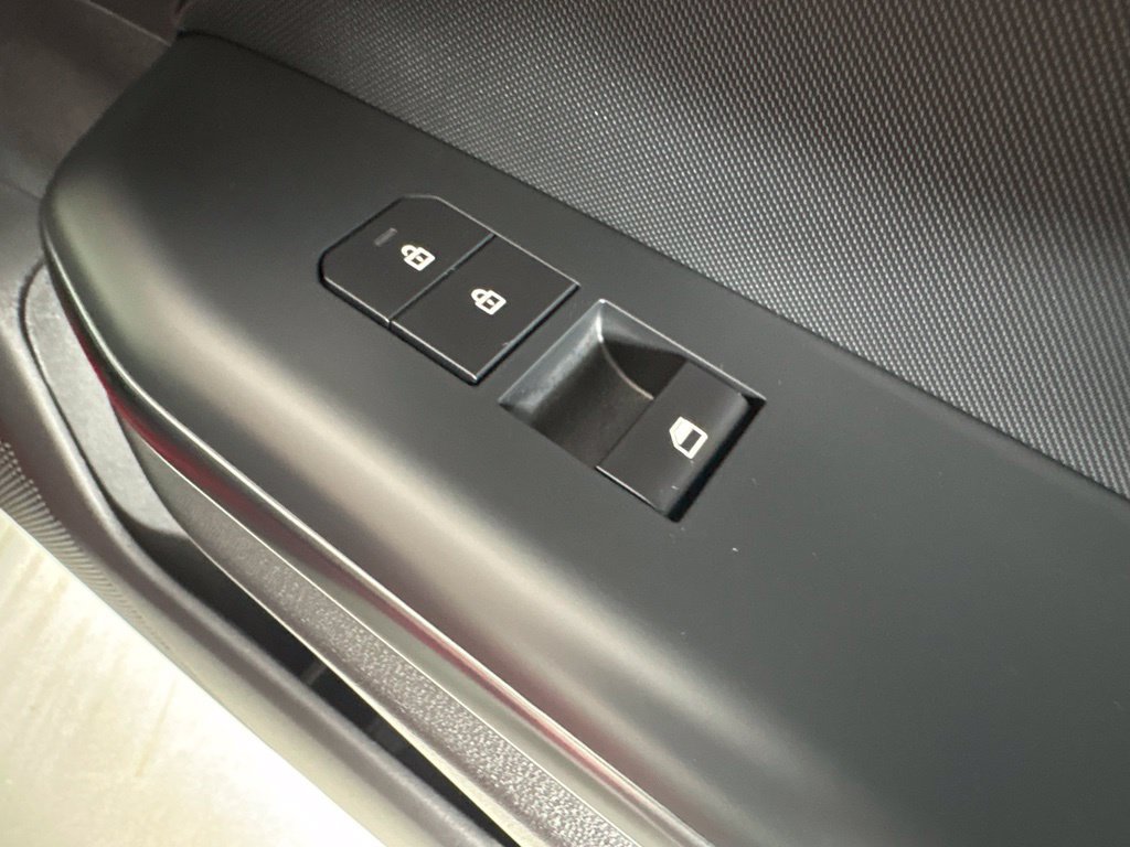New 2026 Kia K4 FWD image 13