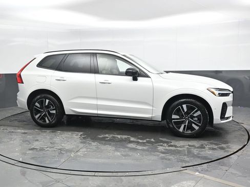 New 2026 Volvo XC60 B5 Plus w/ Protection Package Premier image 3