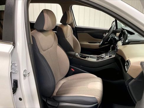 Used 2023 Hyundai Santa Fe SE AWD/4WD image 7