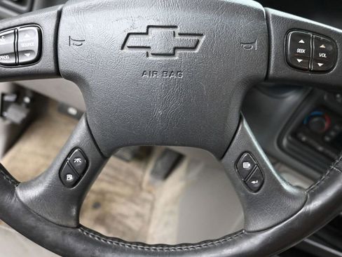 Used 2003 Chevrolet Tahoe Z71 AWD/4WD image 19