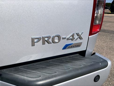 Used 2019 Nissan Frontier PRO-4X w/ Pro-4x Luxury Package AWD/4WD image 31