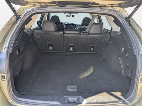 Used 2021 Subaru Outback Limited image 12