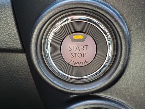 Used 2023 Nissan Titan PRO-4X w/ Pro-4x Convenience Package image 25