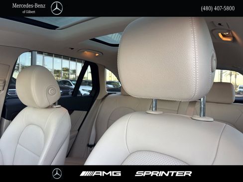 Used 2022 Mercedes-Benz GLC 300 GLC 300 image 16