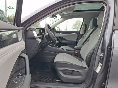 New 2026 Volkswagen Tiguan SE AWD/4WD image 6