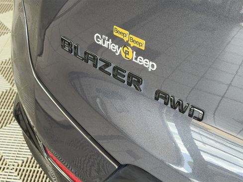 Used 2021 Chevrolet Blazer RS w/ Enhanced Convenience Package AWD/4WD image 16