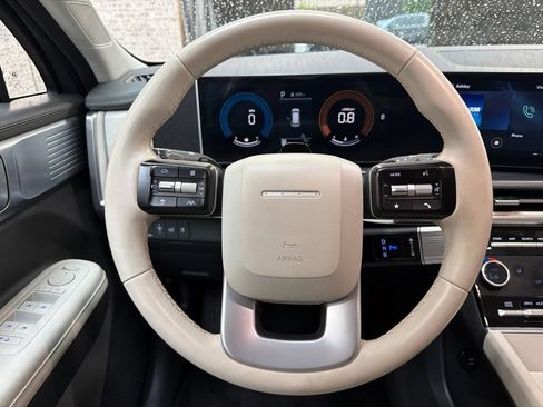Certified 2025 Hyundai Santa Fe SEL AWD/4WD image 20