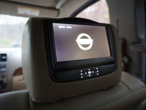 Used 2015 Nissan Armada Platinum w/ 2nd Row Captain Seat Package image 14