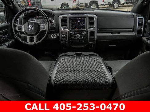 Used 2022 RAM 1500 Warlock AWD/4WD image 37