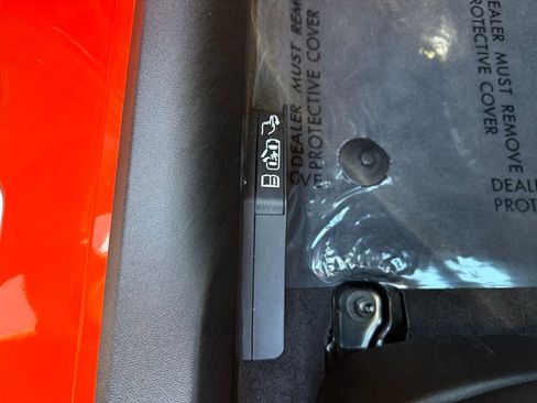 Used 2020 Chevrolet Corvette Stingray Premium Cpe w/ 3LT Preferred Equipment Group image 9