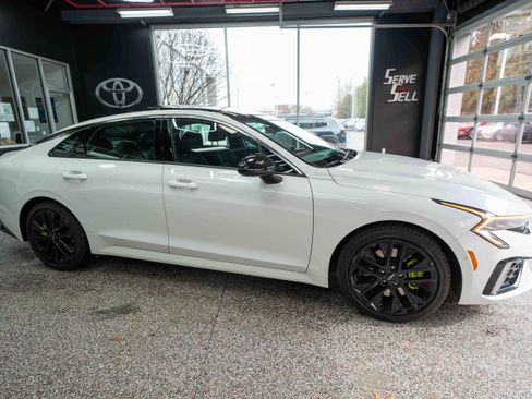 Used 2025 Kia K5 GT w/ GT1 Package image 5