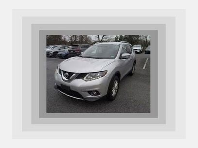 Used 2016 Nissan Rogue SV