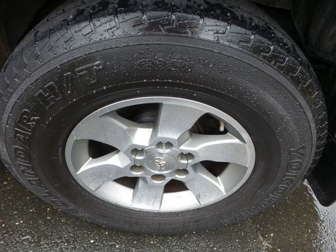 Used 2012 Toyota 4Runner SR5 w/ Convenience Pkg image 56