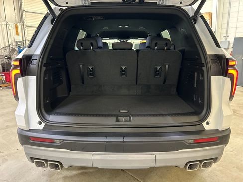 New 2026 Chevrolet Traverse LT image 27