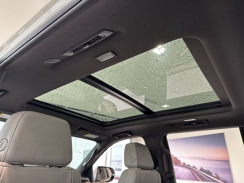 Used 2023 Chevrolet Tahoe Z71 w/ Luxury Package image 49