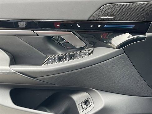 Used 2024 BMW 530i w/ M Sport Package image 23