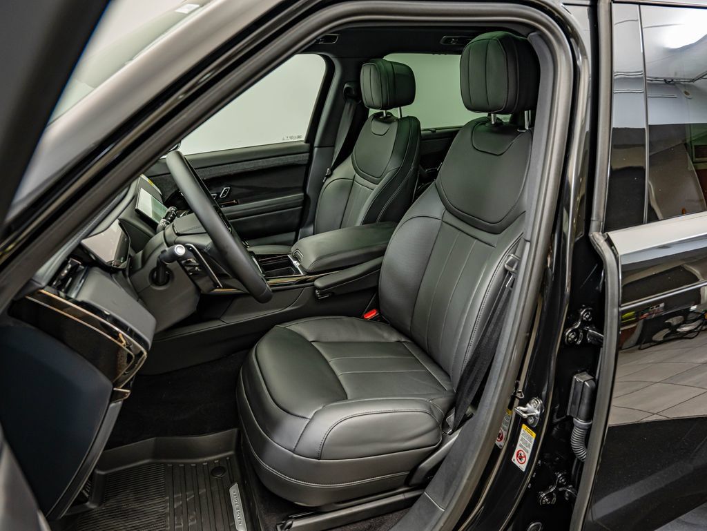 New 2026 Land Rover Range Rover Sport Dynamic SE AWD/4WD image 22