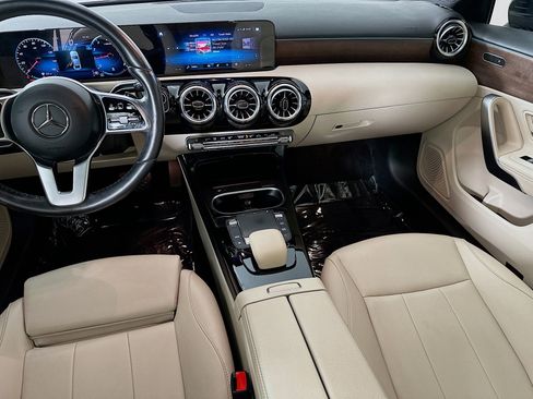 Used 2022 Mercedes-Benz A 220 4MATIC image 25