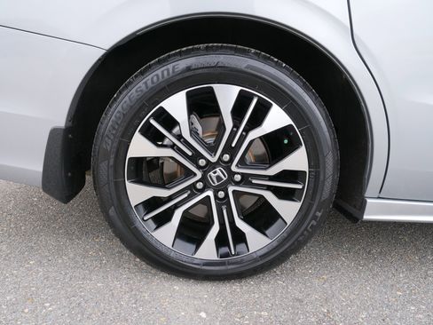 Used 2025 Honda Odyssey Elite image 11