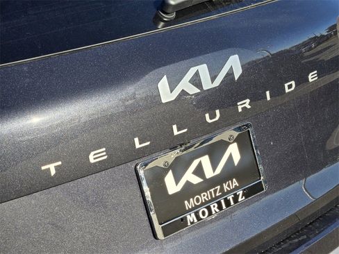New 2025 Kia Telluride S image 7