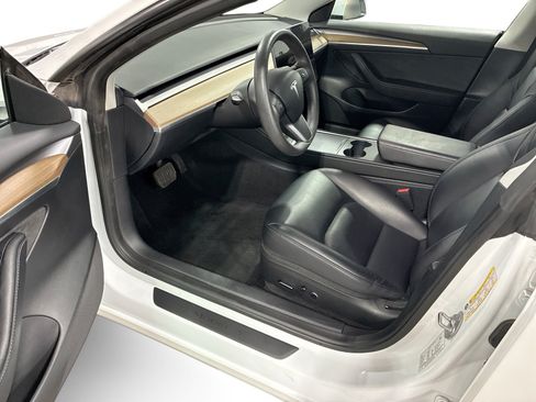 Certified 2023 Tesla Model 3 Standard Range RWD image 9