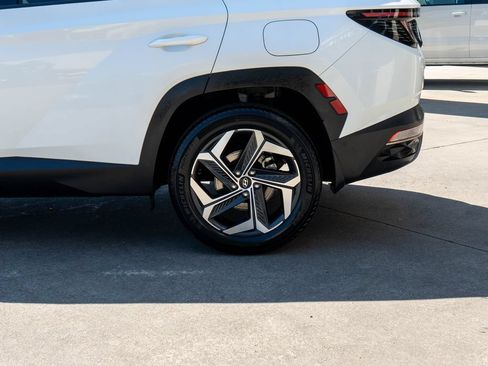 Used 2022 Hyundai Tucson Limited AWD/4WD image 33