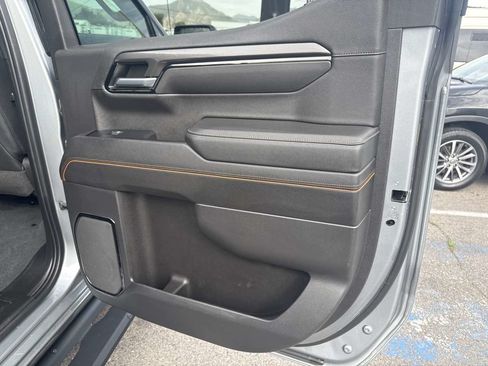 Used 2023 GMC Sierra 1500 AT4 w/ AT4 Premium Package AWD/4WD image 22