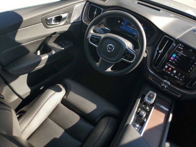 Used 2023 Volvo XC60 T8 Ultimate w/ Climate Package AWD/4WD image 16