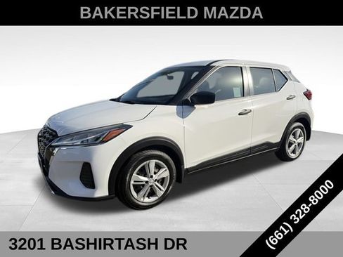 Used 2023 Nissan Kicks S FWD image 1