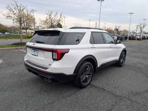 New 2026 Ford Explorer ST image 2
