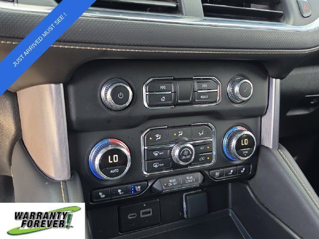Used 2024 GMC Yukon XL SLT RWD image 30