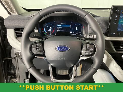 New 2026 Ford Explorer Platinum w/ LUX Leather Package image 17