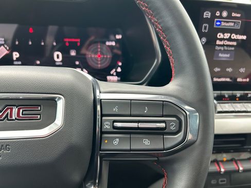 Used 2023 GMC Canyon AT4X w/ Edition 1 image 18