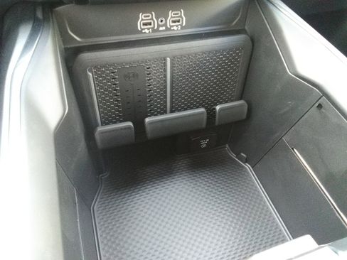 New 2026 RAM 1500 Laramie w/ Night Edition image 20