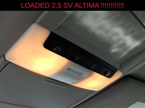 Used 2024 Nissan Altima 2.5 SV FWD image 21