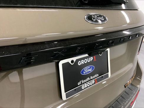 New 2026 Ford Explorer Tremor image 12