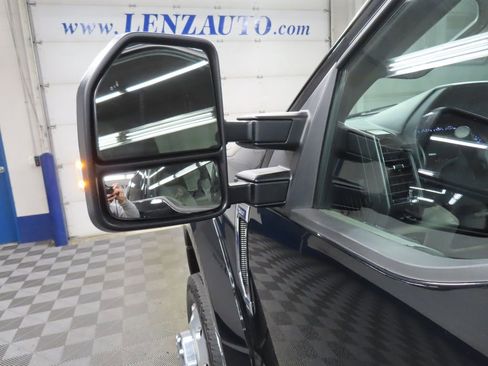 Used 2022 Ford F450 XLT w/ XLT Premium Package image 61