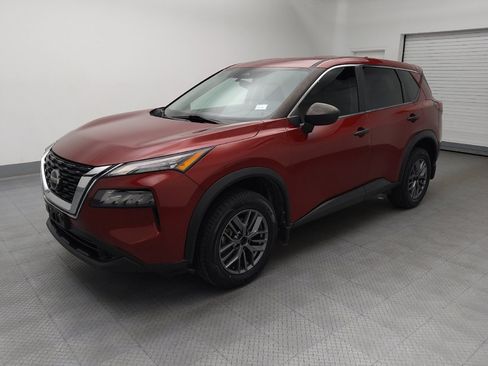 Used 2021 Nissan Rogue S FWD image 2