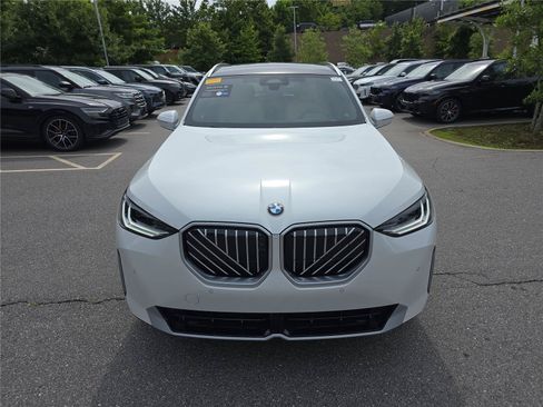 Certified 2026 BMW X3 xDrive30i w/ Premium Package AWD/4WD image 8
