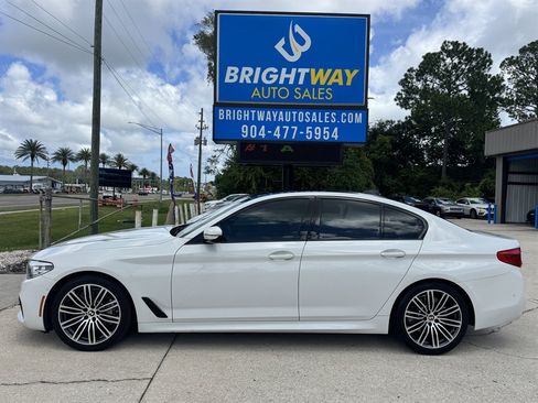 Used 2019 BMW 530i w/ M Sport Package RWD image 2