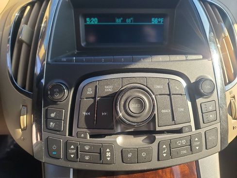 Used 2010 Buick LaCrosse CXL w/ Luxury Package FWD image 13