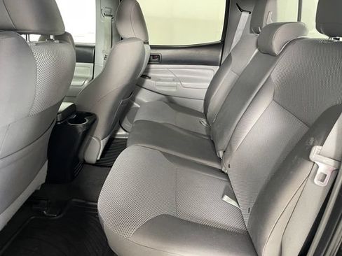 Used 2015 Toyota Tacoma 4x4 Double Cab w/ TRD Sport Package image 17