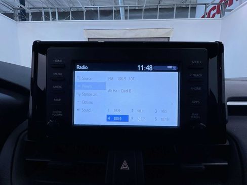 Used 2019 Toyota RAV4 LE w/ Carpet Mat Package FWD image 26