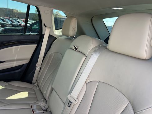 Used 2019 Buick Envision Essence w/ LPO, Active Package FWD image 27