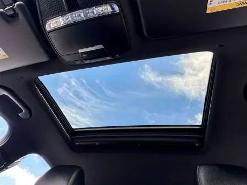 Used 2019 Mercedes-Benz E 300 image 26