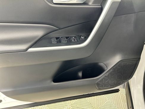 Used 2024 Toyota RAV4 XLE image 10