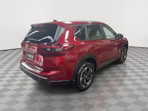 Used 2025 Nissan Rogue SV w/ SV Premium Package AWD/4WD image 3