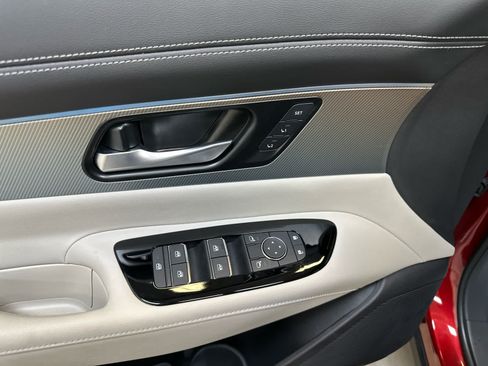 Certified 2025 Nissan Murano SL w/ Cargo Package AWD/4WD image 26